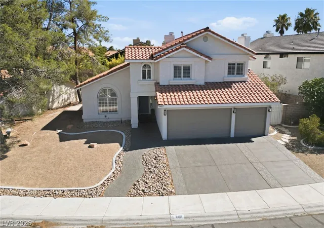 Photo 2 of Single family home for sale at 9401 Crown Vista Ln, Las Vegas, NV 89117 | MLS# 2796795 | Listing updated on 2026-10-01