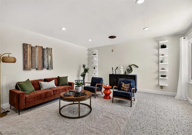Photo 4 of Single family home for sale at 1662 Sombrero Dr, Las Vegas, NV 89169 | MLS# 2796038 | Listing updated on 2026-10-02