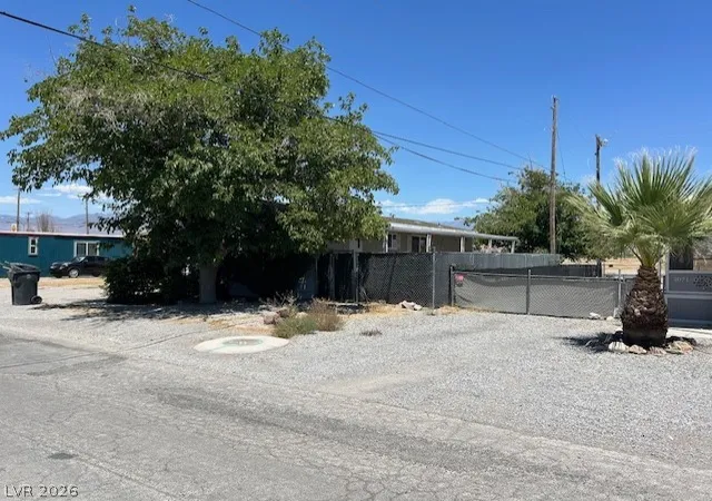 Photo 4 of Manufactured home for sale at 1061 S Comstock Cir, Pahrump, NV 89048 | MLS# 2794974 | Listing updated on 2026-09-03