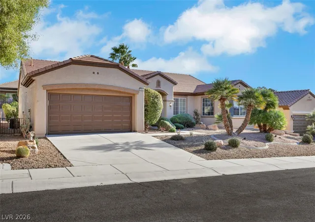 Photo 2 of Sale Pending at 2833 Winslow Springs Dr, Henderson, NV 89052 | MLS# 2797335 | Listing updated on 2026-09-10