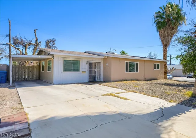 Photo 2 of Single family home for sale at 3572 Regents Cir, Las Vegas, NV 89121 | MLS# 2797384 | Listing updated on 2026-10-05