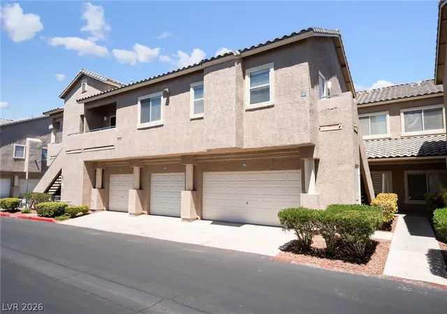 Listing Photo 5 - Condo for sale in building located at 2052 Gravel Hl St, Las Vegas, NV 89117 - Unit #201