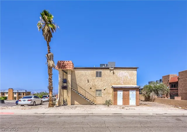 Listing Photo 5 - Condo for sale in building located at 6988 Kilgore Dr, Las Vegas, NV 89156