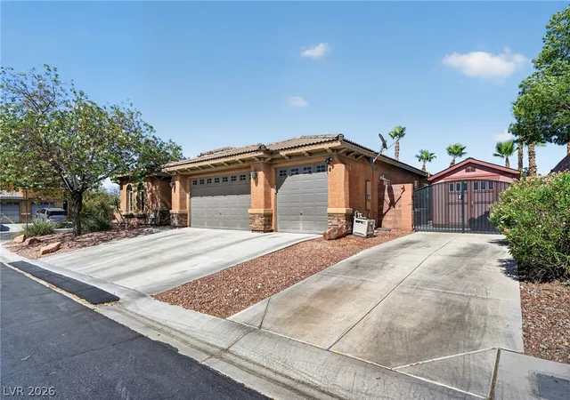 Photo 2 of Single family home for sale at 11212 Hudson Brk St, Las Vegas, NV 89183 | MLS# 2797535 | Listing updated on 2026-10-05