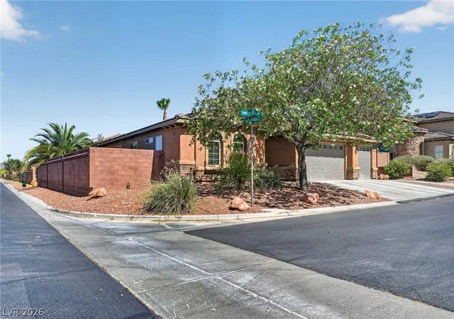 Photo 3 of Single family home for sale at 11212 Hudson Brk St, Las Vegas, NV 89183 | MLS# 2797535 | Listing updated on 2026-10-05