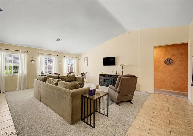 Photo 4 of Single family home for sale at 967 Cardelina Ln, Henderson, NV 89052 | MLS# 2797319 | Listing updated on 2026-09-11