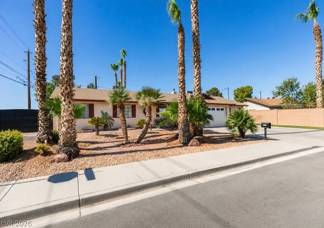 Photo 2 of Single family home for sale at 4985 Arizona Ave, Las Vegas, NV 89104 | MLS# 2797793 | Listing updated on 2026-09-15