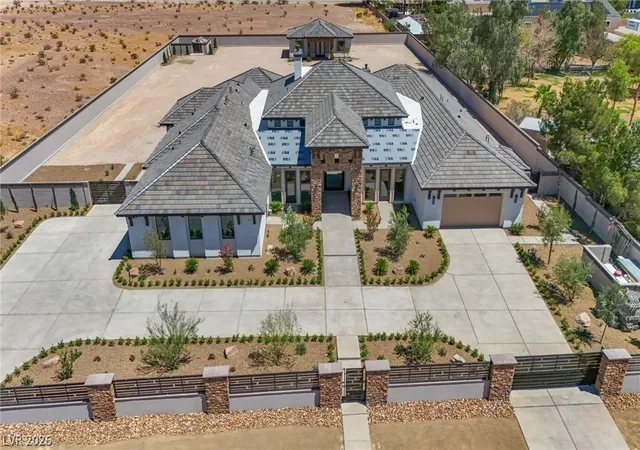 Photo 2 of Single family home for sale at 4290 W Ford Ave, Las Vegas, NV 89139 | MLS# 2797910 | Listing updated on 2026-09-11