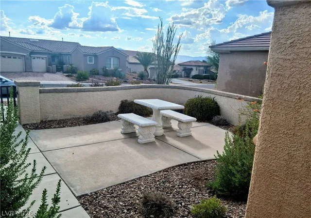 Photo 3 of Single family home for sale at 2016 Fort Halifax St, Henderson, NV 89052 | MLS# 2797978 | Listing updated on 2026-09-26