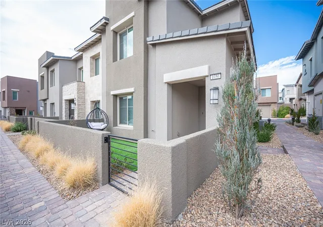 Photo 2 of Townhouse for sale at 600 N Carriage Hl Dr #1056, Las Vegas, NV 89138 | MLS# 2798137 | Listing updated on 2026-09-05