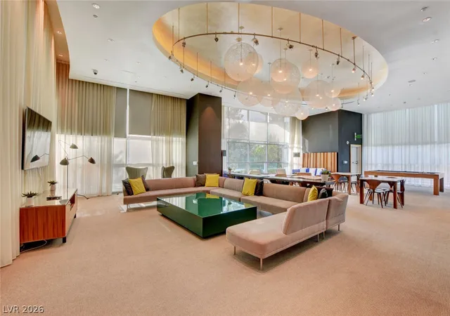 Listing Photo 5 - Condo for sale in Turnberry Towers located at 322 Karen Ave, Las Vegas, NV 89109 - Unit #2301