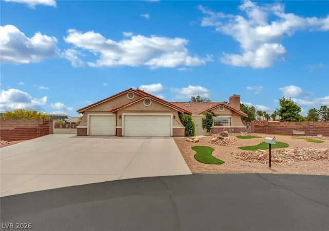 Photo 2 of Single family home for sale at 9180 Mohawk St, Las Vegas, NV 89139 | MLS# 2798598 | Listing updated on 2026-09-09