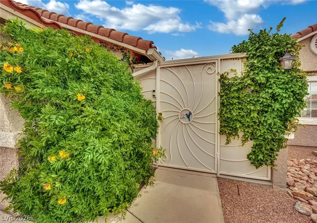 Photo 2 of Single family home for sale at 9180 Mohawk St, Las Vegas, NV 89139 | MLS# 2798598 | Listing updated on 2026-09-09