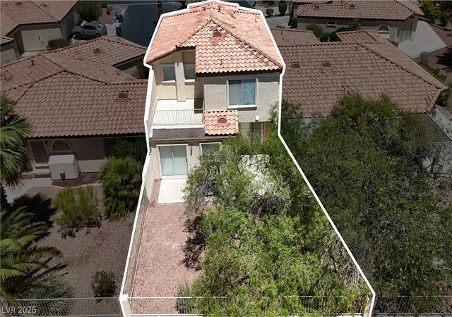 Photo 3 of Townhouse for sale at 5345 Painted Mirage Rd, Las Vegas, NV 89149 | MLS# 2798473 | Listing updated on 2026-09-22