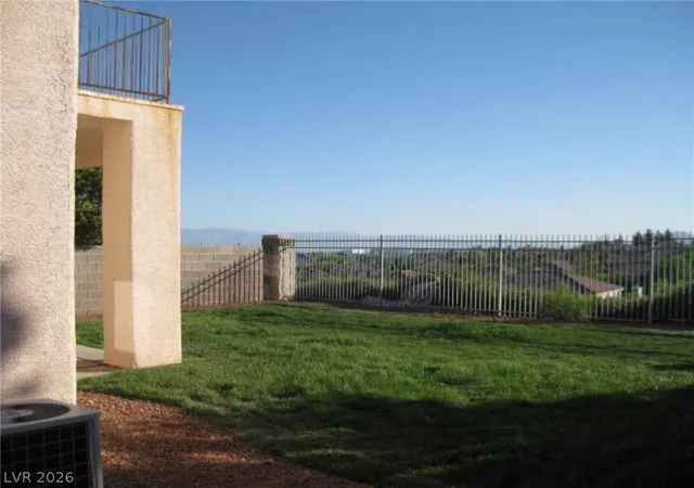 Photo 4 of Sale Pending at 1240 Emerald Crst St, Henderson, NV 89052 | MLS# 2798153 | Listing updated on 2026-09-10