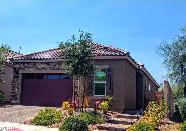 Photo 2 of Single family home for sale at 307 Crescent Verse St, Henderson, NV 89015 | MLS# 2795674 | Listing updated on 2026-09-11