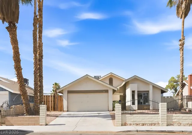 Photo 2 of Single family home for sale at 3118 Blossom Glen Dr, Henderson, NV 89014 | MLS# 2799135 | Listing updated on 2026-09-07