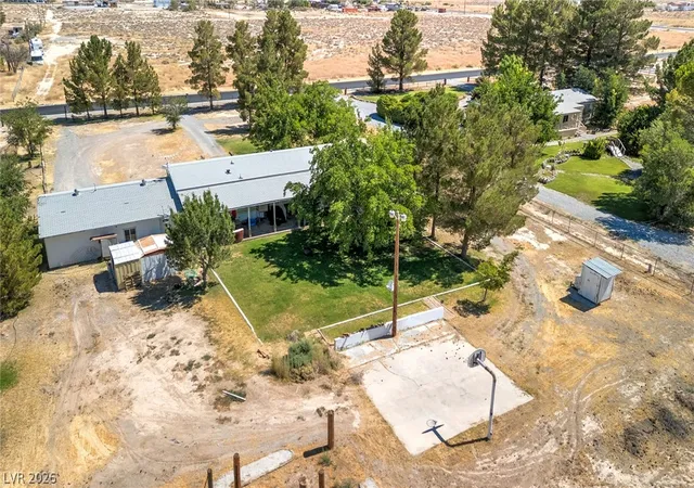 Photo 2 of Manufactured home for sale at 2171 Quail Run Rd, Pahrump, NV 89060 | MLS# 2798811 | Listing updated on 2026-09-10