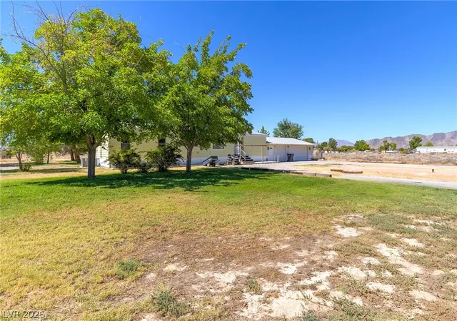 Photo 3 of Manufactured home for sale at 2171 Quail Run Rd, Pahrump, NV 89060 | MLS# 2798811 | Listing updated on 2026-09-10