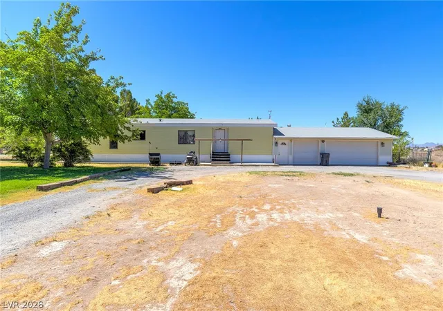 Photo 3 of Manufactured home for sale at 2171 Quail Run Rd, Pahrump, NV 89060 | MLS# 2798811 | Listing updated on 2026-09-10