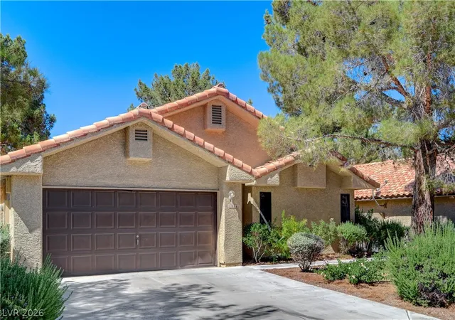 Photo 1 of Single family home for sale at 7916 Canoe Ln, Las Vegas, NV 89145 | MLS# 2799025 | Listing updated on 2026-09-22
