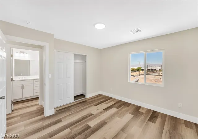 Listing Photo 2 - Condo for sale in building located at 1031 Palm St, Las Vegas, NV 89104