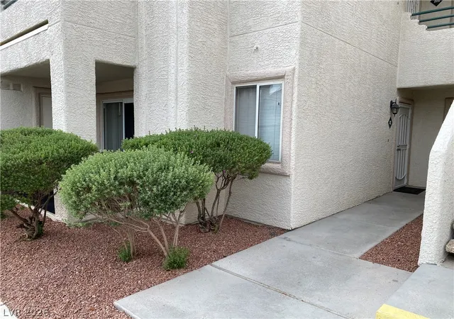 Photo 2 of Sale Pending at 7912 Foxwood Pl #102, Las Vegas, NV 89145 | MLS# 2799726 | Listing updated on 2026-09-05