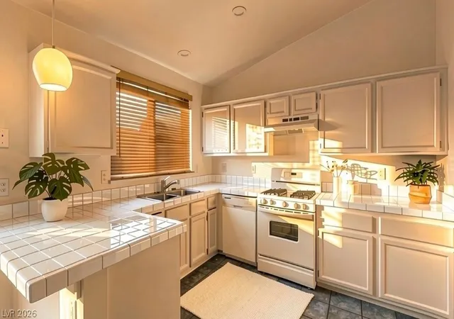 Photo 3 of Sale Pending at 3511 Farina Dr, North Las Vegas, NV 89032 | MLS# 2799860 | Listing updated on 2026-10-07