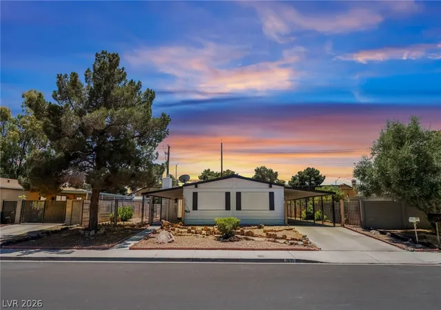 Manufactured home for sale at 5235 Sir James Way, Las Vegas, NV 89110 | MLS# 2800109