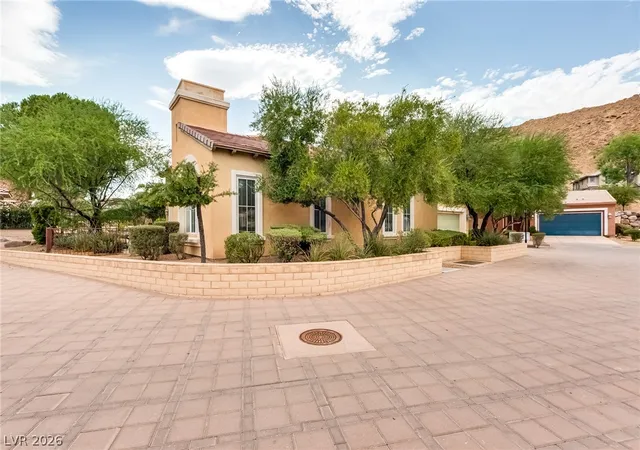 Photo 3 of Single family home for sale at 10 Strada Principale, Henderson, NV 89011 | MLS# 2800192 | Listing updated on 2026-09-03