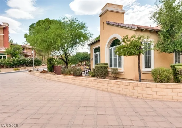 Photo 3 of Single family home for sale at 10 Strada Principale, Henderson, NV 89011 | MLS# 2800192 | Listing updated on 2026-09-03