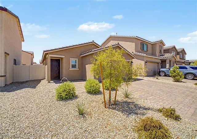 Photo 4 of Single family home for sale at 1709 Sandia Rock Ave, North Las Vegas, NV 89032 | MLS# 2799505 | Listing updated on 2026-09-10