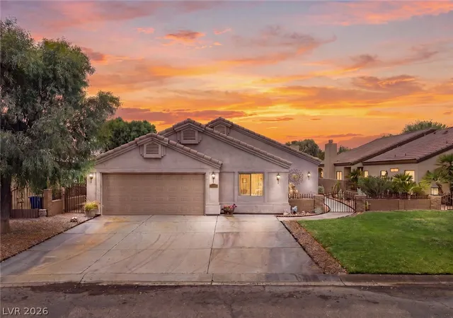 Photo 2 of Single family home for sale at 1437 Palm Dr, Laughlin, NV 89029 | MLS# 2796388 | Listing updated on 2026-09-25