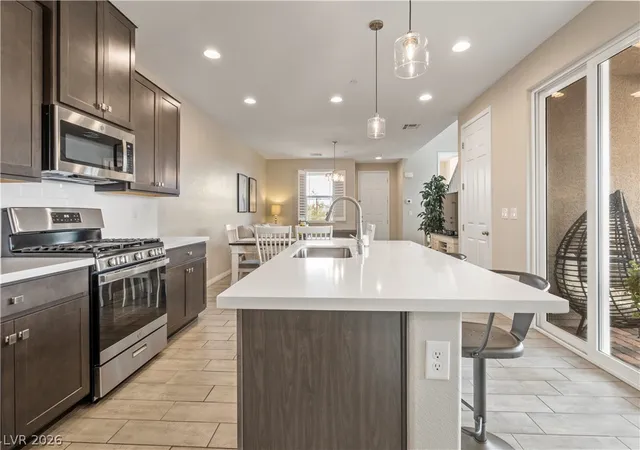 Townhouse for sale at 794 Last Dance Pl, Henderson, NV 89011 | MLS# 2799693