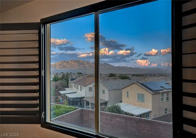 Photo 2 of Single family home for sale at 7652 Ashby Gate St, Las Vegas, NV 89166 | MLS# 2799994 | Listing updated on 2026-10-02