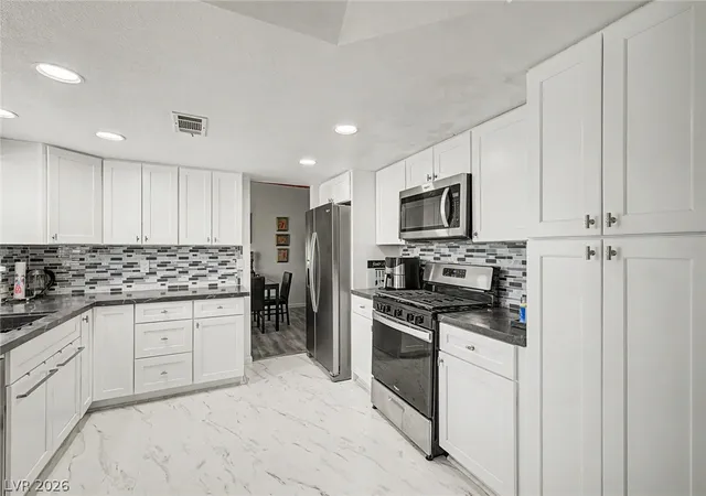 Photo 2 of Sale Pending at 4472 Lindenhurst Ln, Las Vegas, NV 89120 | MLS# 2800706 | Listing updated on 2026-09-09