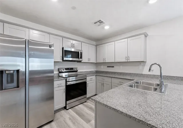 Photo 4 of Townhouse for sale at 2845 Copper Wind Ln #5, Las Vegas, NV 89183 | MLS# 2795866 | Listing updated on 2026-09-01
