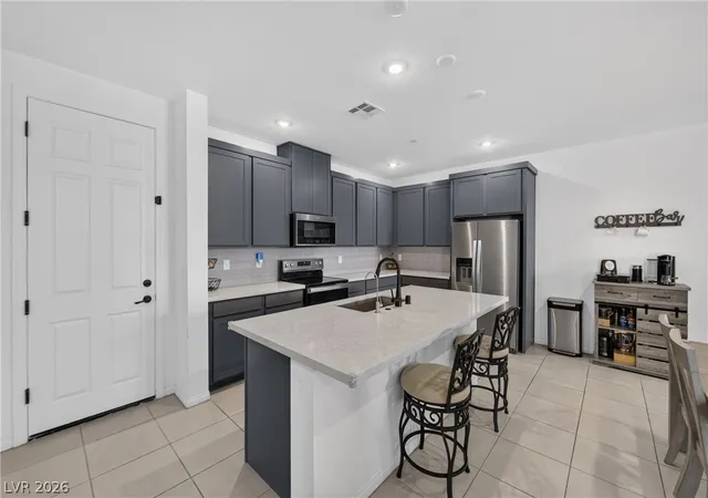 Photo 2 of Townhouse for sale at 826 Royal Beekman St, Henderson, NV 89011 | MLS# 2800389 | Listing updated on 2026-09-23