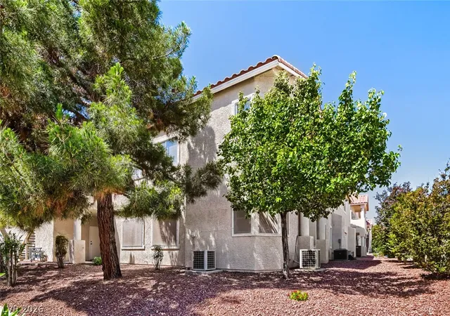 Photo 3 of Condo for sale at 7450 S Eastern Ave #1084, Las Vegas, NV 89123 | MLS# 2801117 | Listing updated on 2026-10-06