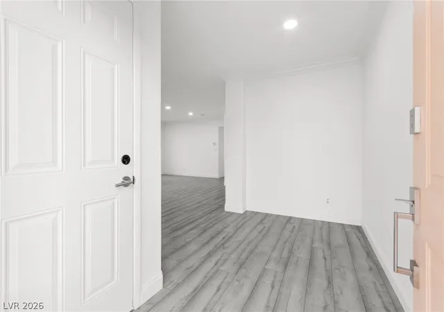 Photo 3 of Single family home for sale at 9537 Wooden Pier Way, Las Vegas, NV 89117 | MLS# 2801495 | Listing updated on 2026-10-02