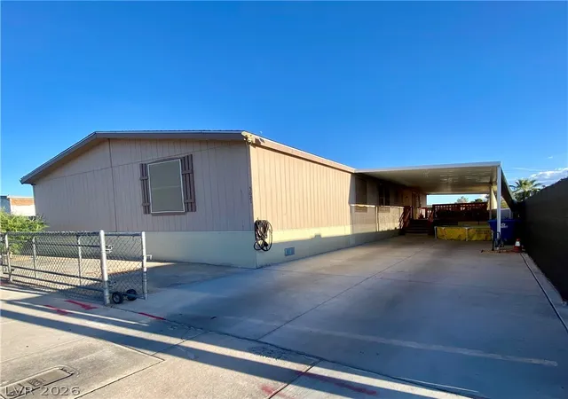 Photo 2 of Manufactured home for sale at 5621 Tahoe Dr, Las Vegas, NV 89142 | MLS# 2801537 | Listing updated on 2026-09-12