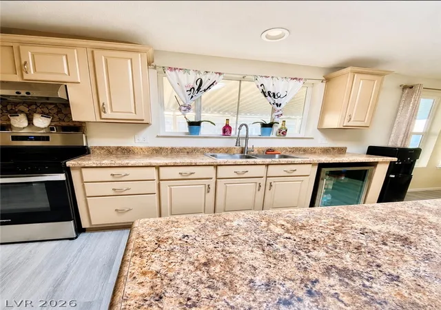 Photo 3 of Manufactured home for sale at 5621 Tahoe Dr, Las Vegas, NV 89142 | MLS# 2801537 | Listing updated on 2026-09-12