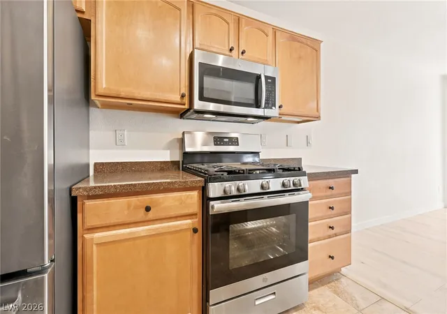 Photo 4 of Townhouse for sale at 502 Cosmic Star Pl, Henderson, NV 89052 | MLS# 2800513 | Listing updated on 2026-09-11