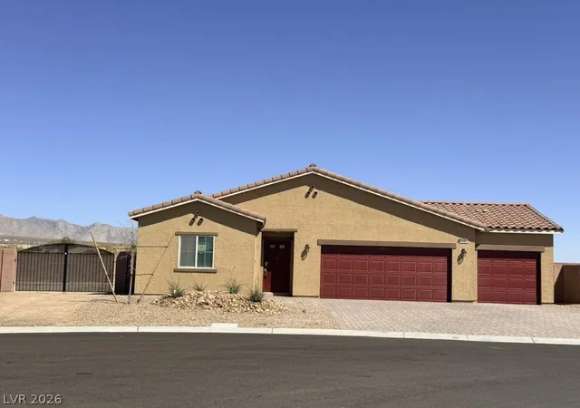 Single family home for sale at 1721 Pinedale St, Pahrump, NV 89060 | MLS# 2801586