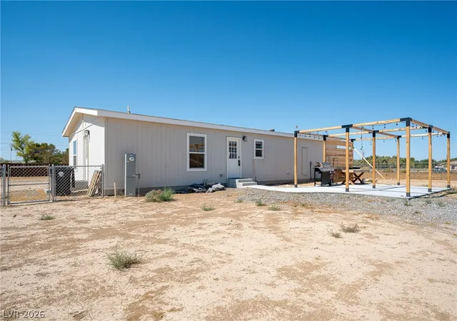 Photo 4 of Manufactured home for sale at 250 E Blosser Ranch Rd, Pahrump, NV 89060 | MLS# 2800630 | Listing updated on 2026-09-07