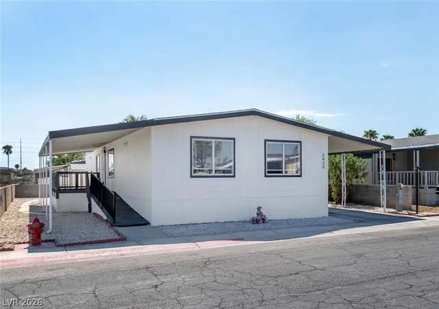 Photo 2 of Manufactured home for sale at 3434 Gulf Shrs Dr, Las Vegas, NV 89122 | MLS# 2799863 | Listing updated on 2026-09-02