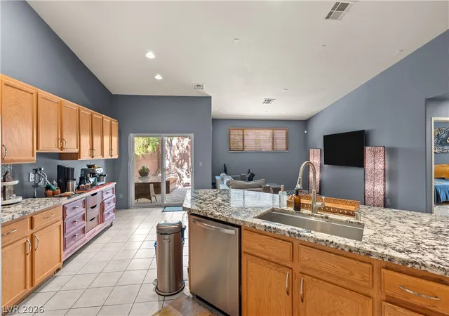 Photo 4 of Townhouse for sale at 6163 Bayard St, Las Vegas, NV 89148 | MLS# 2801762 | Listing updated on 2026-09-07