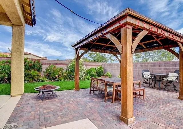 Photo 3 of Single family home for sale at 9405 Artesian Oak Ct, Las Vegas, NV 89149 | MLS# 2801776 | Listing updated on 2026-09-13