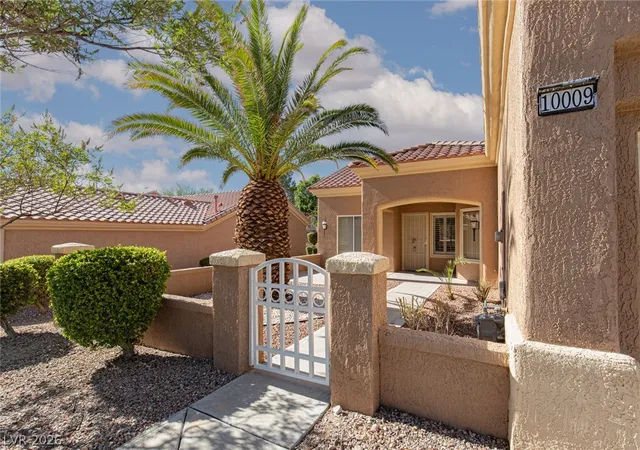 Photo 3 of Townhouse for sale at 10009 Arbuckle Dr, Las Vegas, NV 89134 | MLS# 2801686 | Listing updated on 2026-09-01