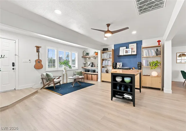 Photo 3 of Sale Pending at 118 Ocotillo St, Henderson, NV 89015 | MLS# 2802130 | Listing updated on 2026-09-02